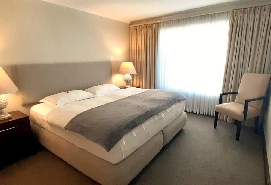 To Let 2 Bedroom Property for Rent in Bantry Bay Western Cape